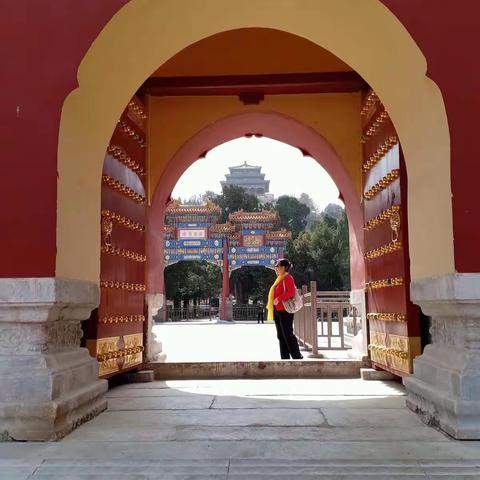 游景山公园《寿皇殿》～～(原北京市少年宫旧址)