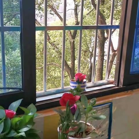 幸福泉幼儿园大一班乐高课