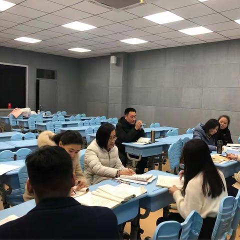 小荷初露放光彩，泼洒诗意绘“小站”——记周村区2018年新入职语文老师汇报课
