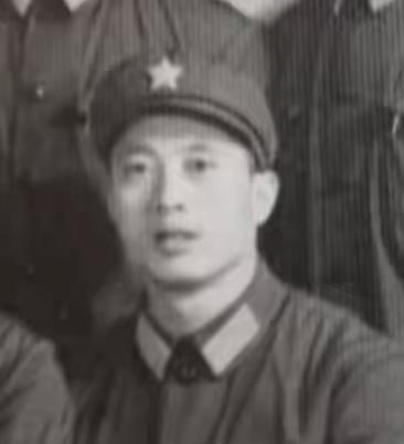 戎装青春献高原      部队英名永留存