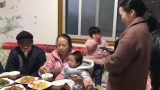 2019.2.21-22熊爸爸、妈妈儿女各家在黔西县城金凤大道，宜林、叶萍家，和宜。华、李荣家过元宵