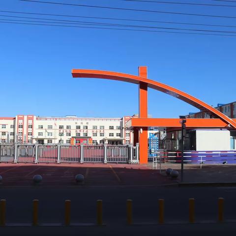 多措并举  铸牢新学期安全防线