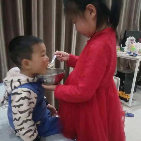 “我劳动，我快乐”——福和希望小学一年级开展爱劳动教学活动