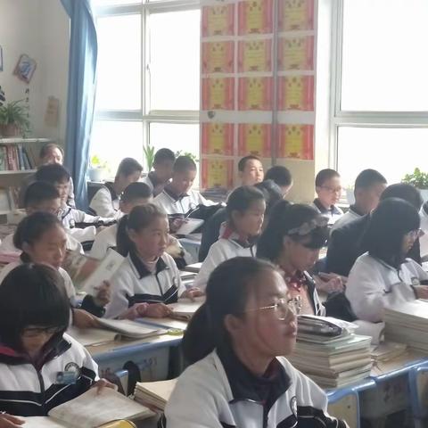 “助力青年教师成长，夯实教学教研基础”–海子滩初级中学举行青年教师课堂教学“教坛新秀”技能比赛活动