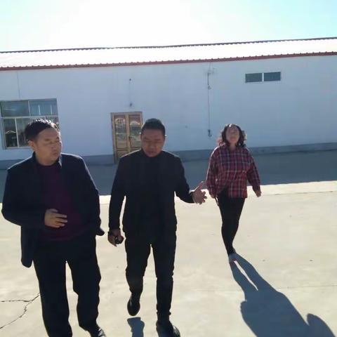 农忙时节香山农场老科协在行动