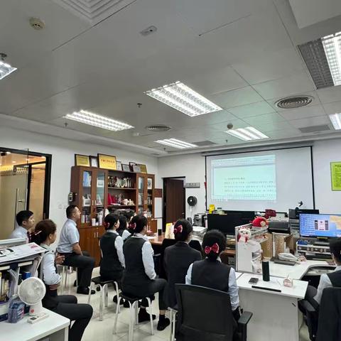 警惕金融风险，共建平安中国——工行深圳西乡支行开展国家安全教育日宣传活动