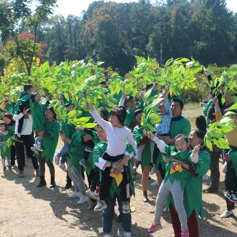 小太阳幼儿园“环保风”主题亲子活动