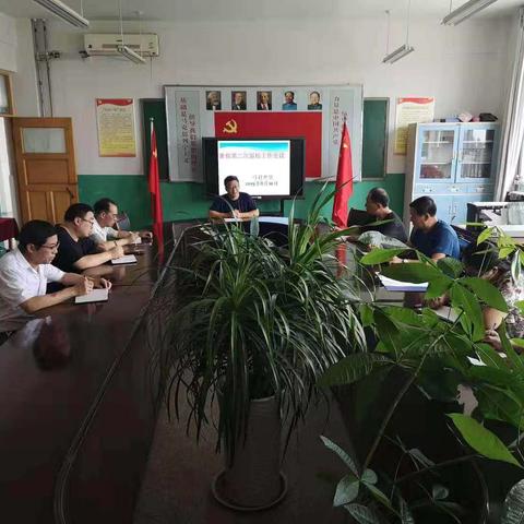 门村中学开展暑假的第二次返校活动