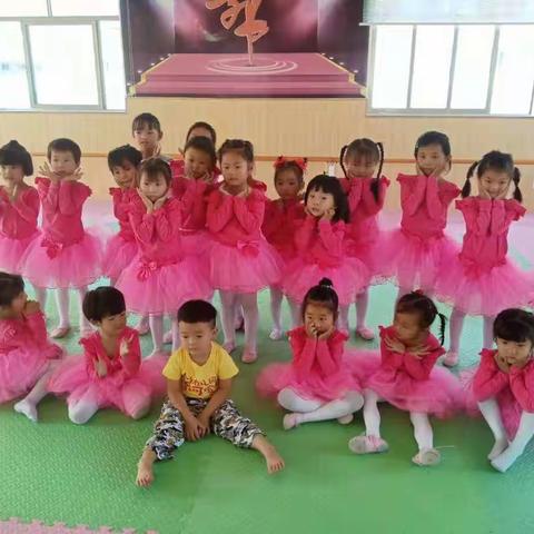 《神墨教育》舞蹈班开课啦！