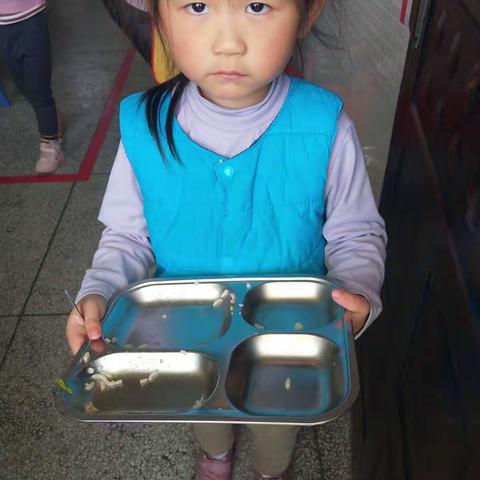 “好习惯成就好人生”之光盘行动！宝贝们棒棒哒！