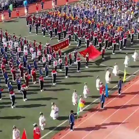 “美丽南郡         精彩校运”      ———伊美区南郡小学第二届运动会