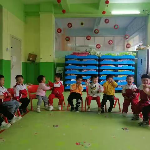 程晓丽的美篇＂伯爵快乐的一周生活＂小班美好的一周