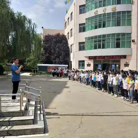 六一儿童节快乐！——六（1）班