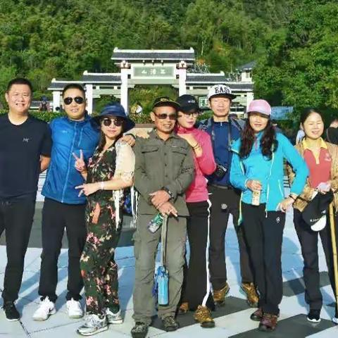 风雨后…三清山之南清园（人物篇）