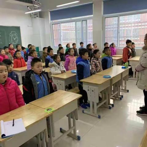 立足课堂，谱写青春～启明小学数学大教研