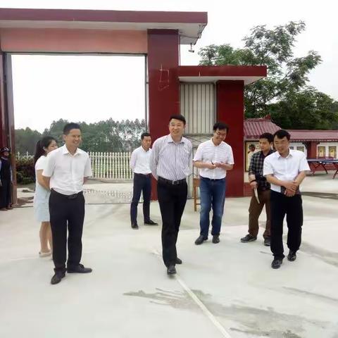 风雨均衡路   特色好少年                                 ————黎塘镇新圩小学义教均衡发展纪实