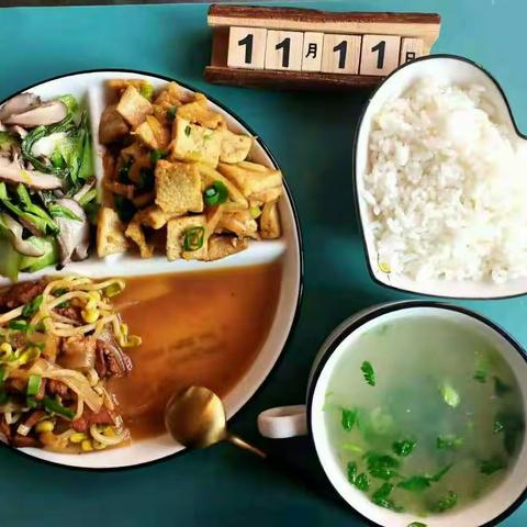 “爱在延续，味在传递”--彩梦幼儿园第十一周美食篇