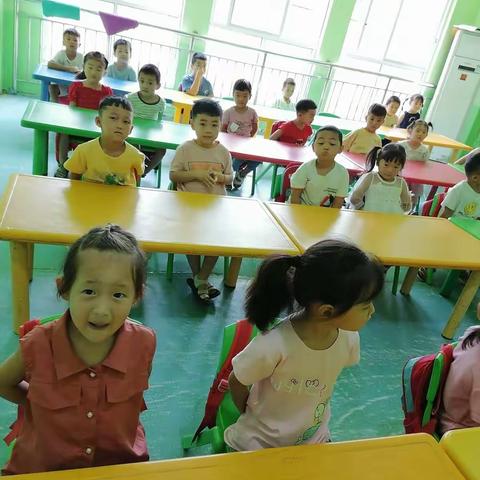 晴岚社区礼仪幼儿园大三班孩子们的自我介绍👏👏👏👏🤙