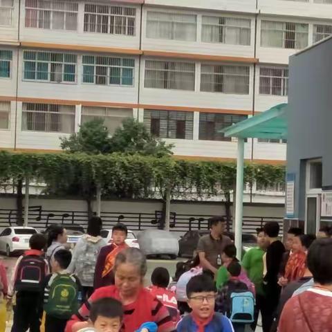 2018年教育部——中国移动中小学校长影子培训纪实