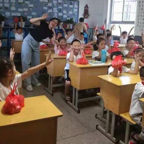 柠檬中队迎中秋——“月来月好”
