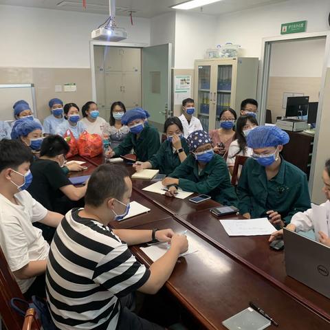 入职培训 受益良多，规范专业 扬帆起航——记南华大学附属南华医院急危重症医学部新入职护士培训