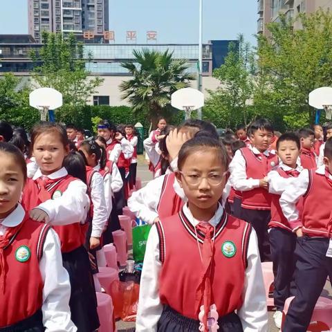 四（7）班民族团结一家亲，童心向党共奋进——民族文化节