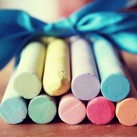一撇一捺，妙笔生花——陵阳街道中心小学教师粉笔字培训活动