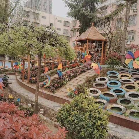 风车悠悠乐童年——新安幼儿园 小六班