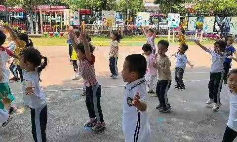 🌈中三班🌈我是攀爬小达人💪体能课＆晨练&大社会