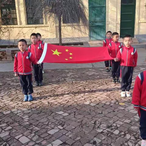 国旗飘飘，童心向阳——新星幼儿园升国旗仪式