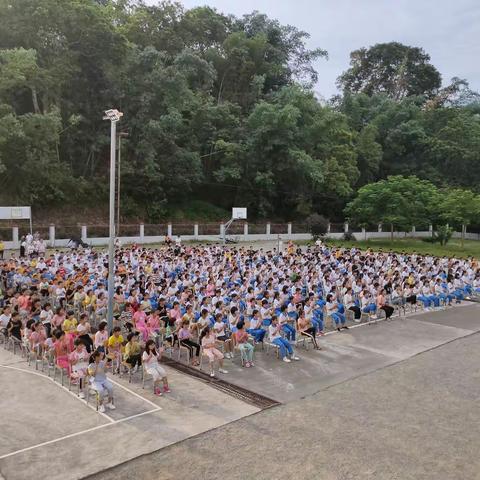 新学期，新气象——茶山二中举行开学典礼