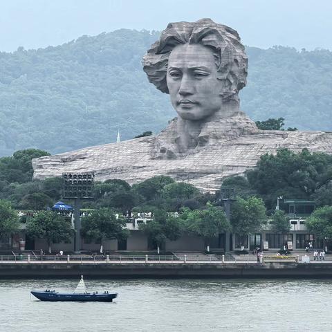 走近人间仙境—张家界