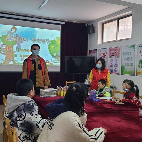 参加社区活动 过平安春节