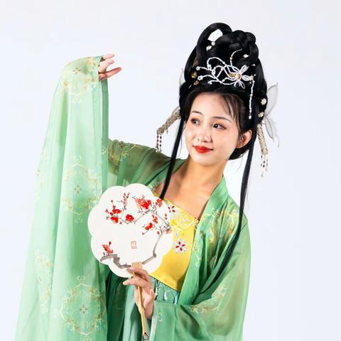 古装秀