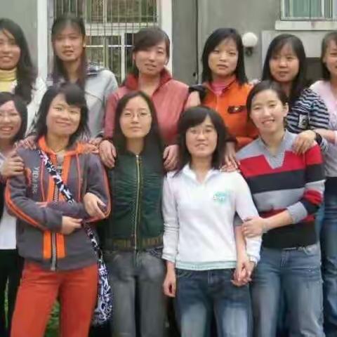 光阴似箭,十载转瞬即逝；日月如梭,一辈子记忆尤新。