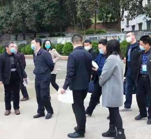 春暖花开我们来到了美丽的校园——24中学疫情下的初三复学“开学第一课”