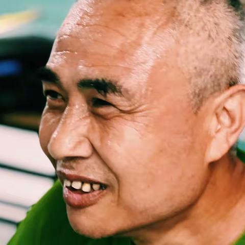 鬓微霜，又何妨？