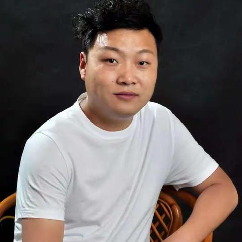 品味玉道 感悟人生——访青年玉雕艺术家竺俊先生