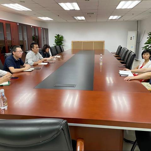 法制处党支部召开“以七一讲话为指导，学思践悟，深学笃行”主题会议