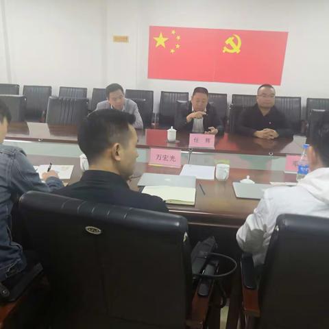 中机联合投资发展有限公司工程建设公司总经理助理万宏光与奥飞娱乐投资拓展总监邓敏一行来集贤园考察
