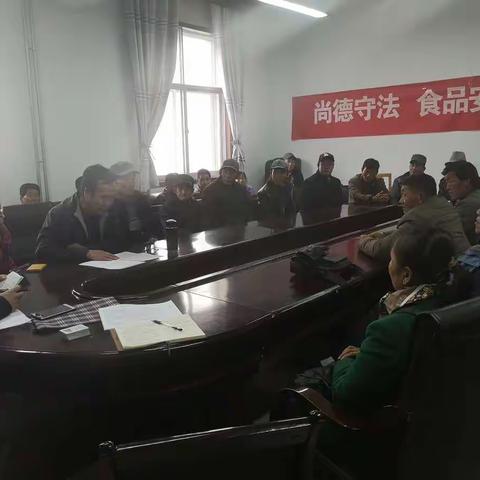 不忘初心  勇于担当                                               助推我县果品事业发展