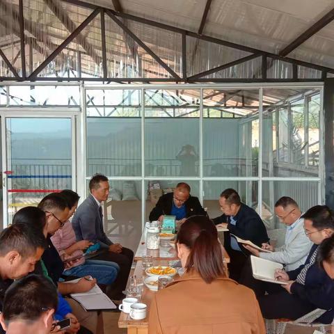 【简  讯】县领导到勐马镇帕亮村达雅咖啡场就精品咖啡加工销售进行调研座谈