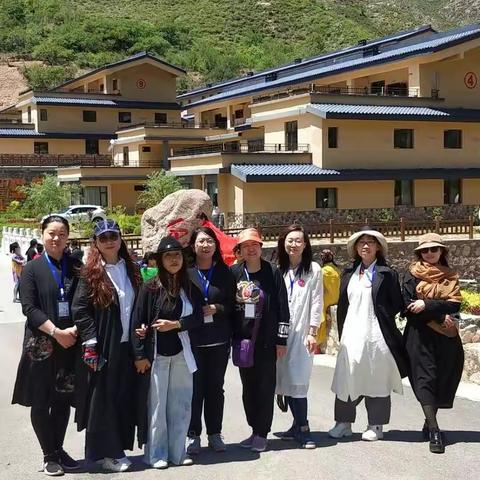 大同女画家协会走进大同灵丘红石楞龙渠沟采风纪实