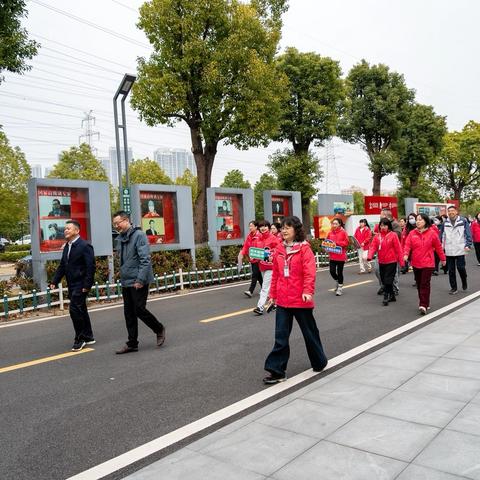 辞旧迎新迈新程     医路相伴健步行——市金银潭医院迎新年健步走活动温暖开启