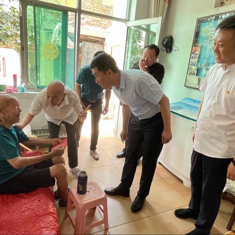 “七一”迎百年华诞 不忘初心传使命——区委常委、统战部长王乾走访慰问老党员、烈士遗属