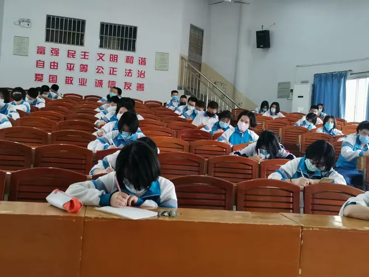 —沙县三中开展开学前寄宿生防疫培训