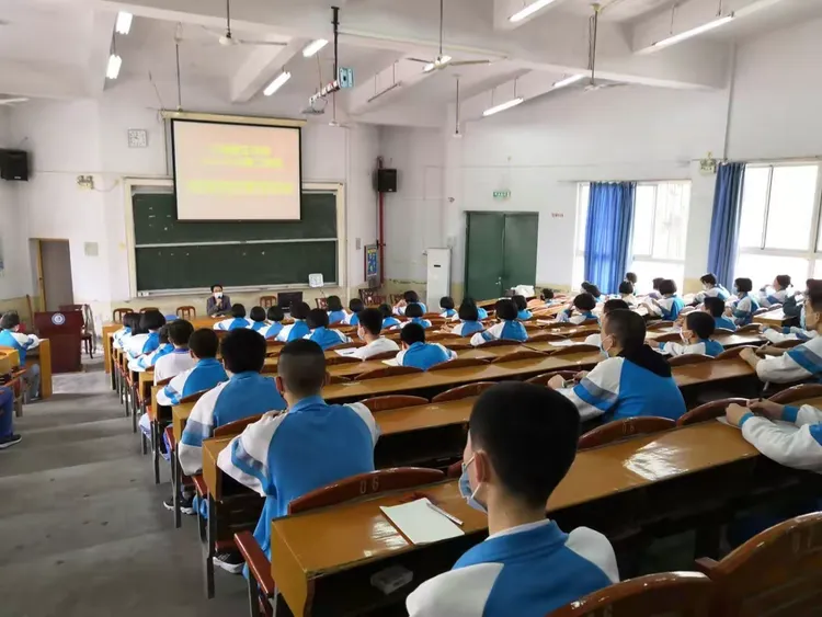 —沙县三中开展开学前寄宿生防疫培训