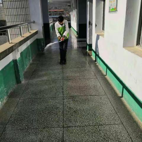 冬日暖阳里，劳动最彻底