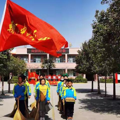 朝邑镇中心小学“向新时代雷锋精神致敬”系列活动——慰问朝邑敬老院