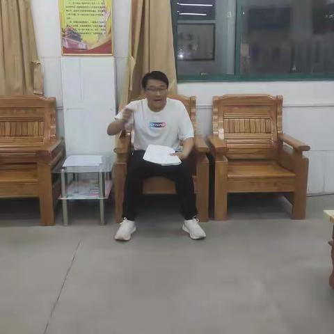 群策群力，扬长固优--天宝二中六年级再次召开尖子生座谈会